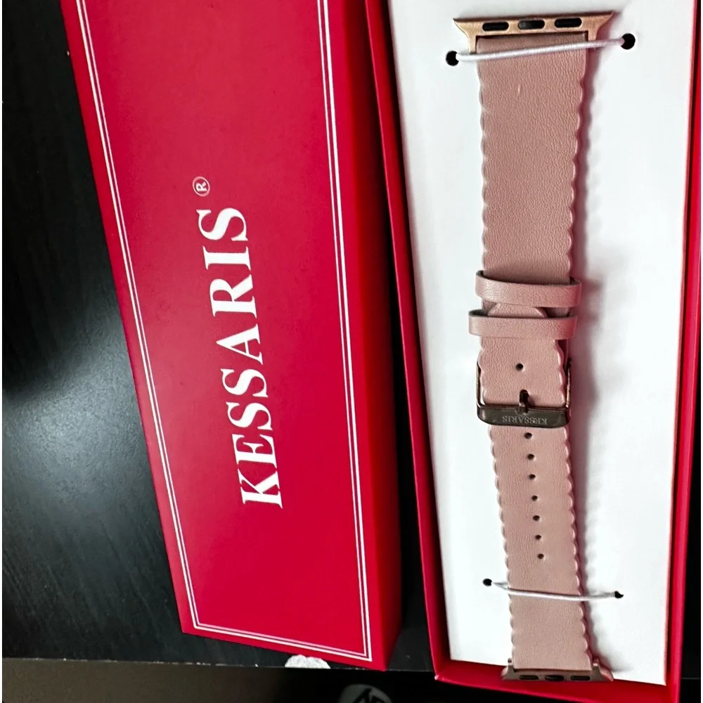 Kessaris Apple Watch Straps Scalloped blush Band